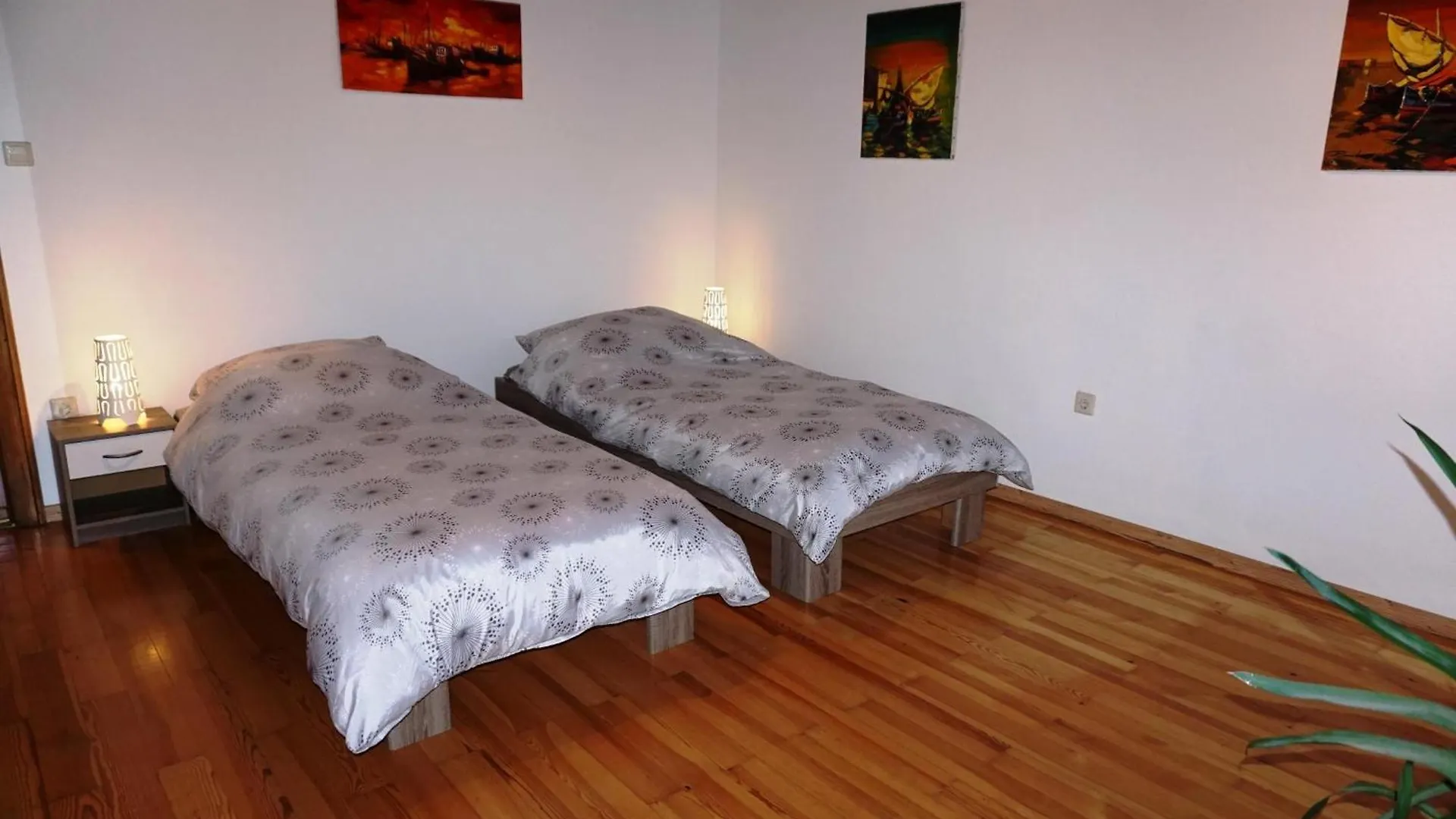 Bei Muenchen Ferienwohnung In Dachau 